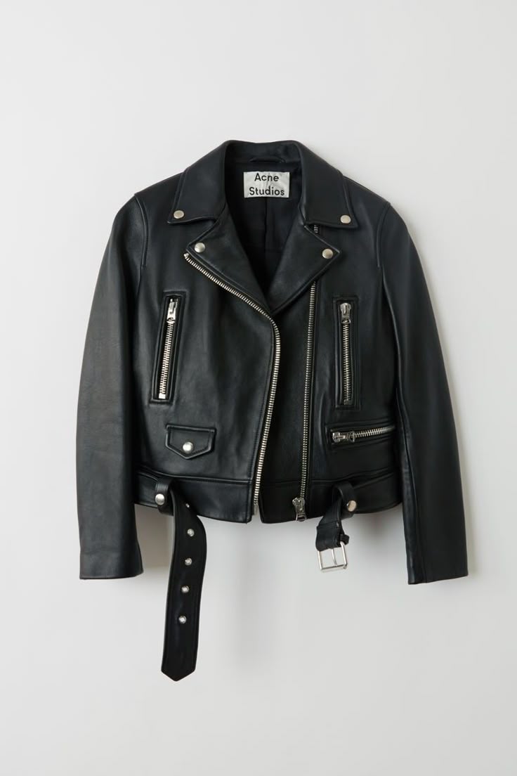 chaqueta negra